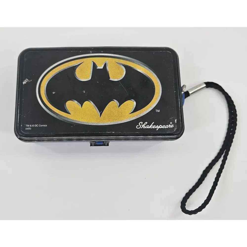 2005 Batman Shakespeare Mini Fishing Tackle Box DC Comics Wrist Strap